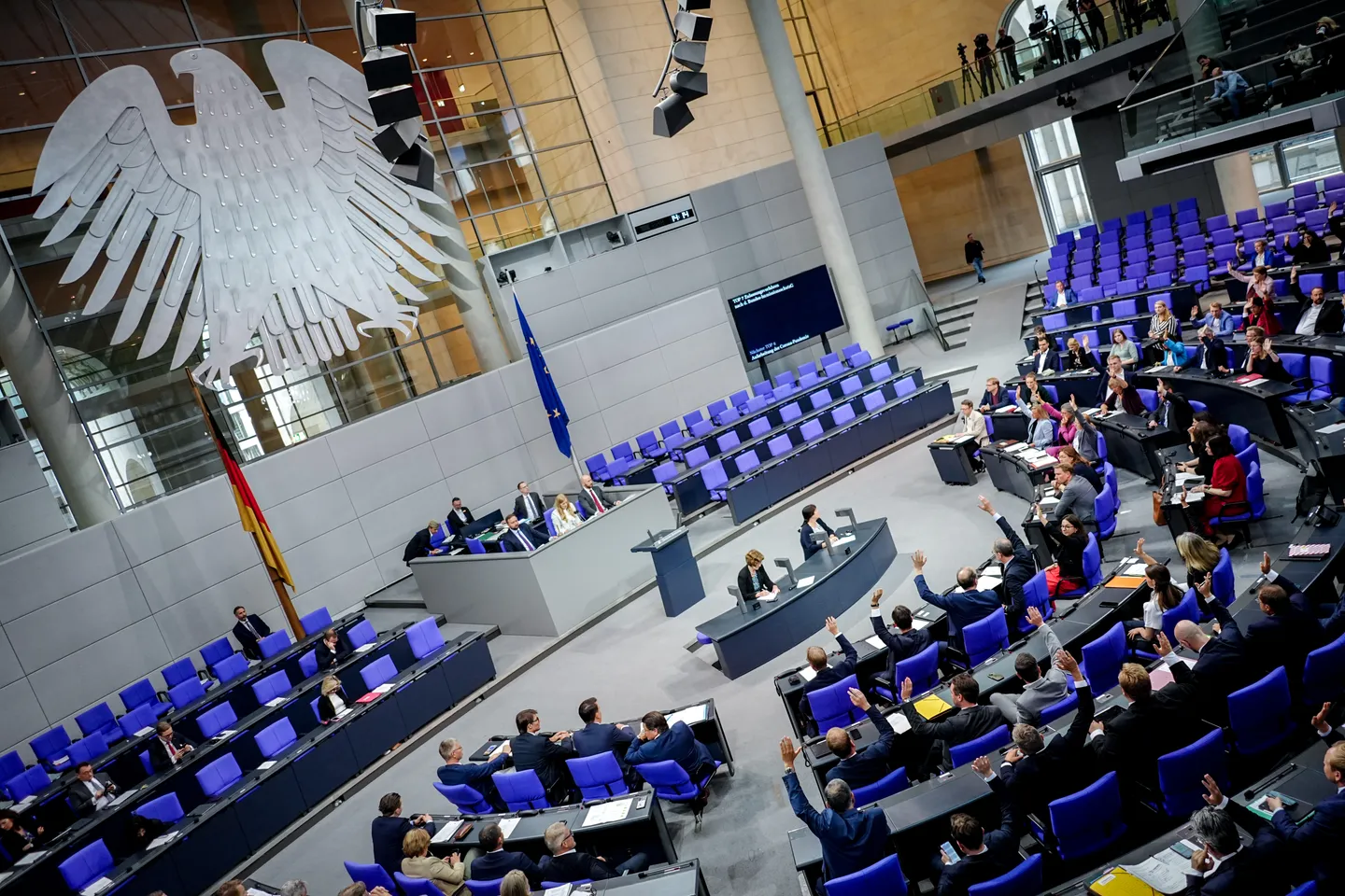 Bundestag setzt Corona-Kommission ein