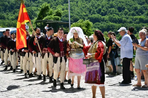 Галичник ја негува вековната свадбена традиција