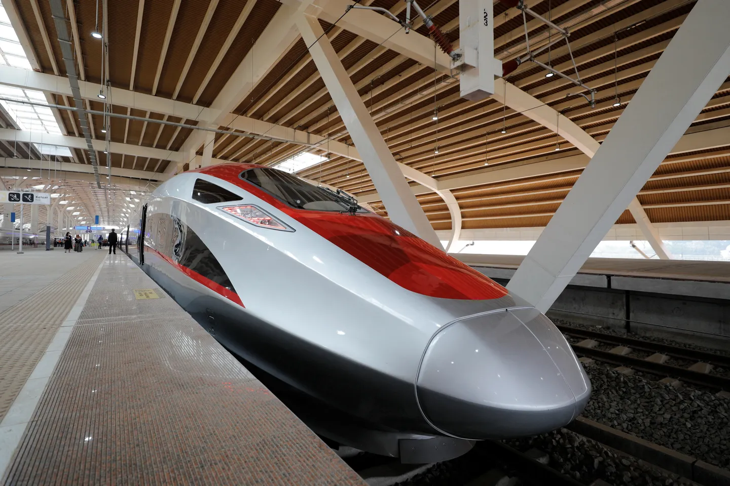 Kereta cepat Jakarta-Bandung lampaui 10 juta penumpang sejak diluncurkan