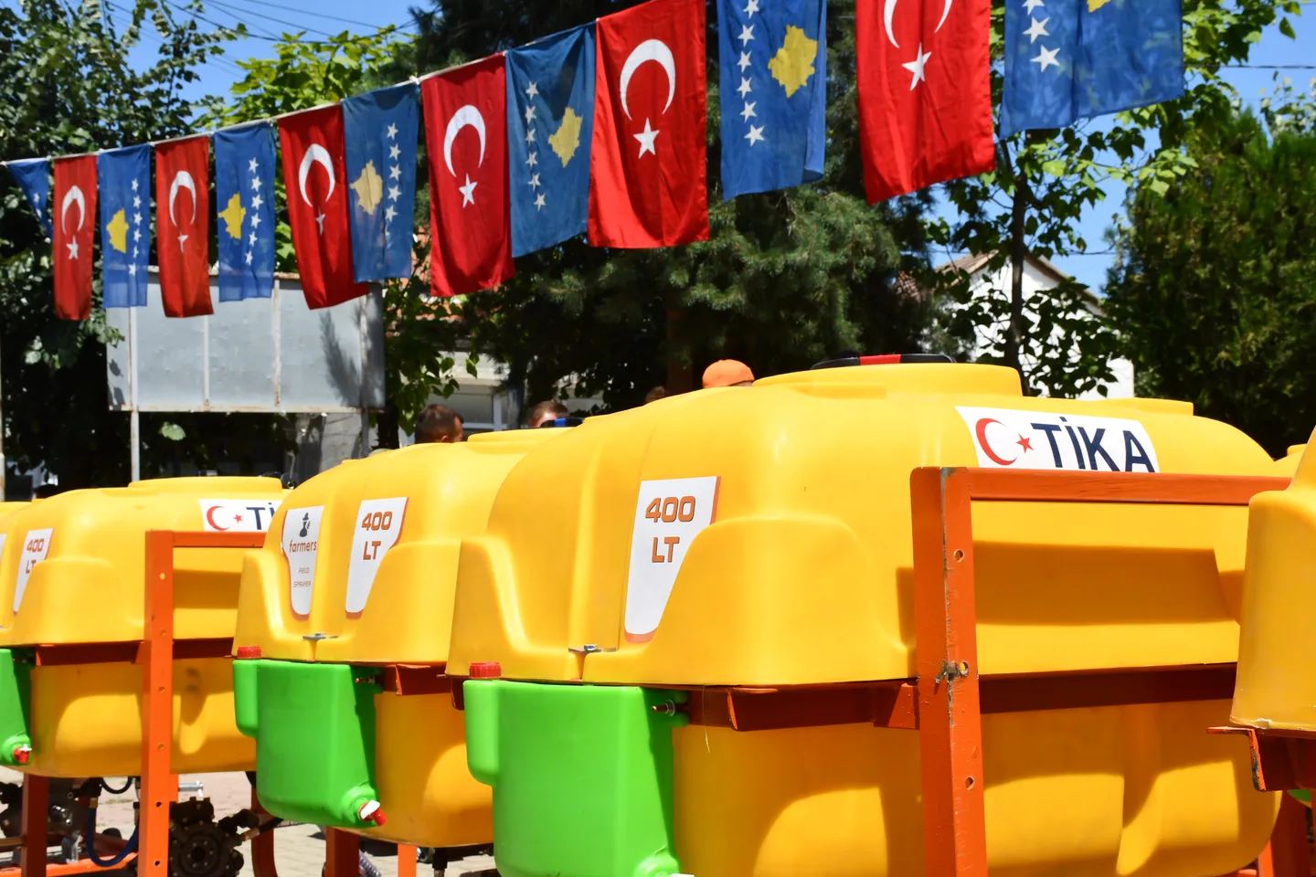 TIKA dhuron makineri bujqësore për bujqit e Kosovës