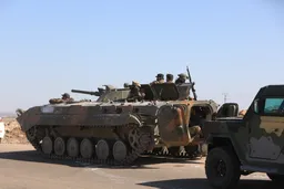 Израелски воени авиони нападнале тенкови на сириските сили во јужна Сирија