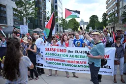 Protestë para BE-së: Kërkohet ndërprerja e marrëveshjes me Izraelin dhe ndalimi i armëve