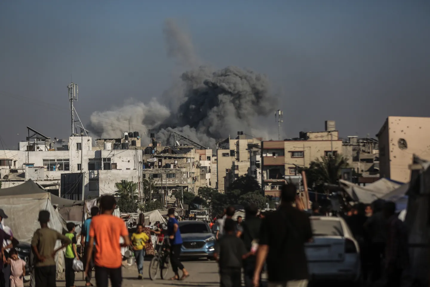 U izraelskim napadima u Gazi ubijen još 51 Palestinac, mnogi ranjeni