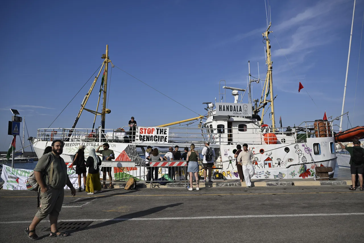 Flotilja e Lirisë "Handala" gati të niset drejt Gazës së rrethuar nga jugu i Italisë