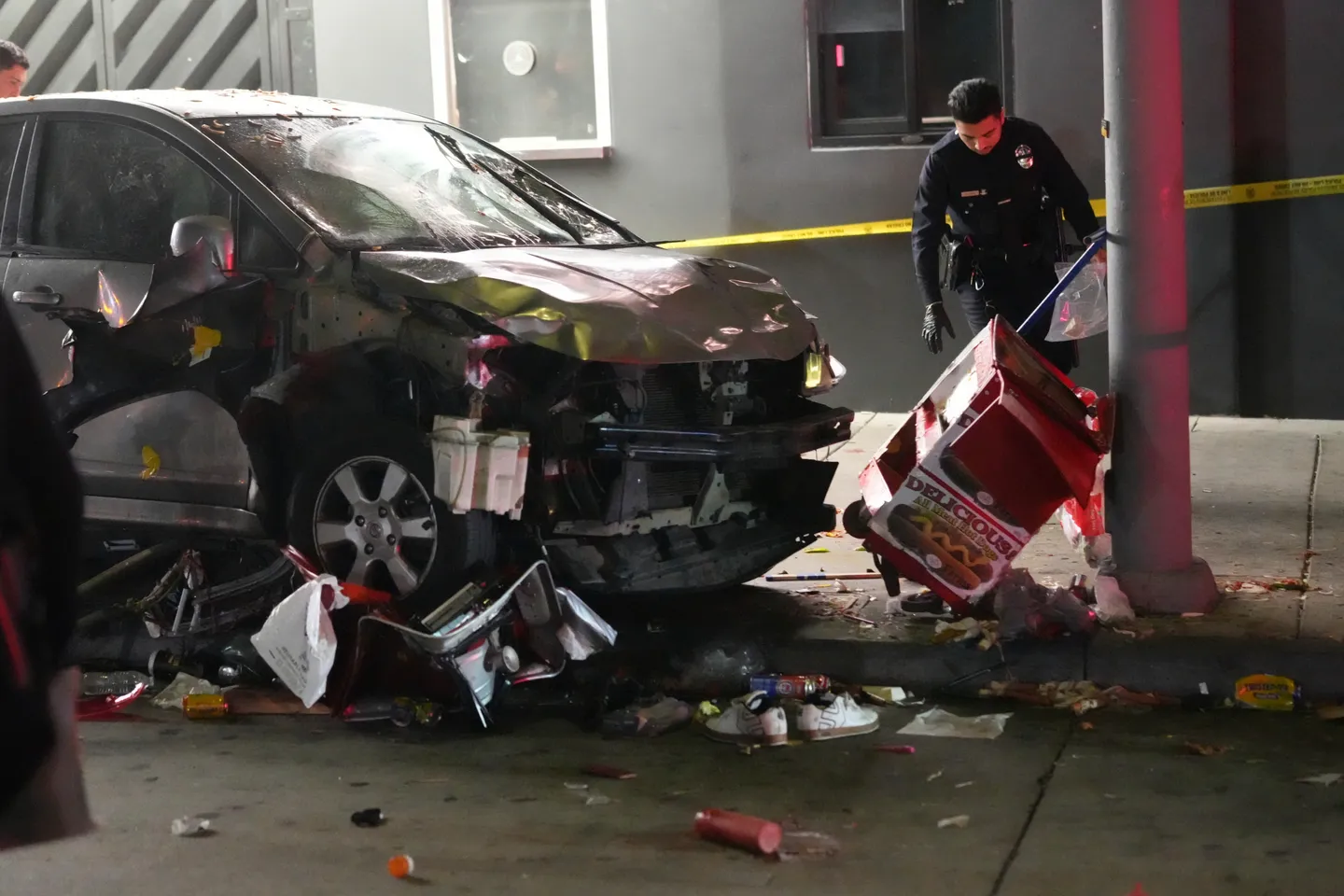 Dutzende Verletzte nach Fahrt in Menge in Hollywood