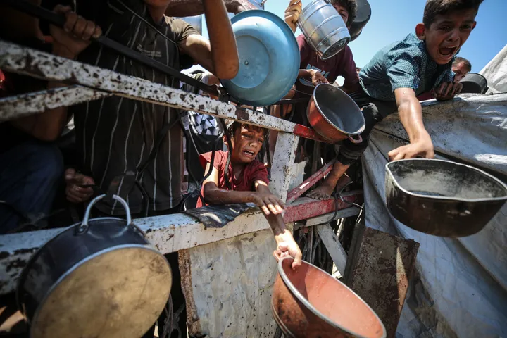 Gaza: l'ONU ignore combien de cargaisons d'aide sont en attente, faute d'accès aux points de passage