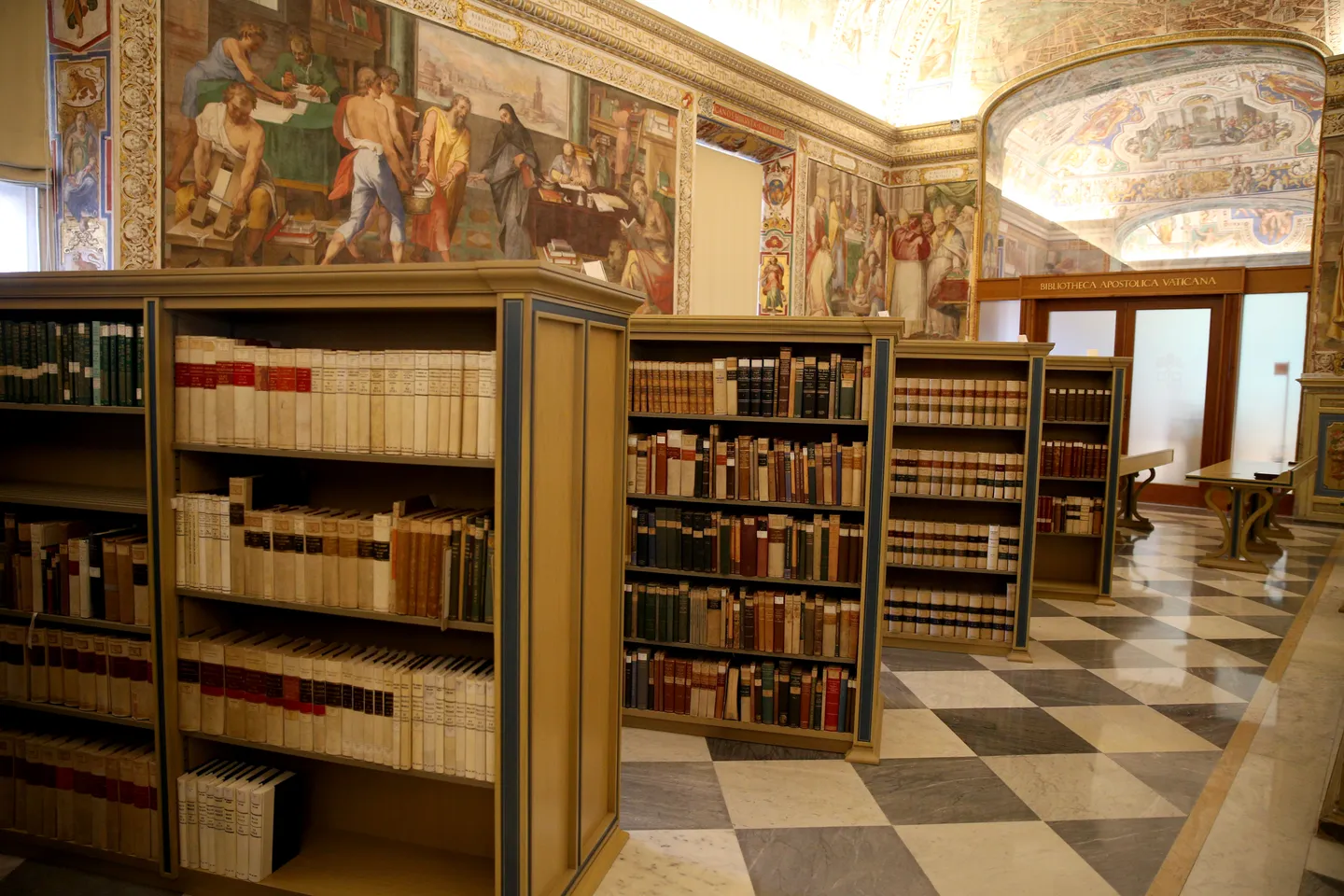 Biblioteka Apostolike e Vatikanit, thesar i dijes me histori mbi 500 vjet