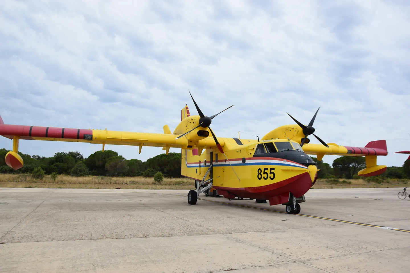 Hrvatska šalje protupožarni avion Canadair CL-415 u pomoć Albaniji