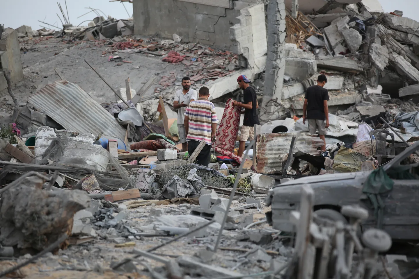 Najmanje 15 žena i 12 djece među 32 Palestinaca ubijenih jutros u Gazi