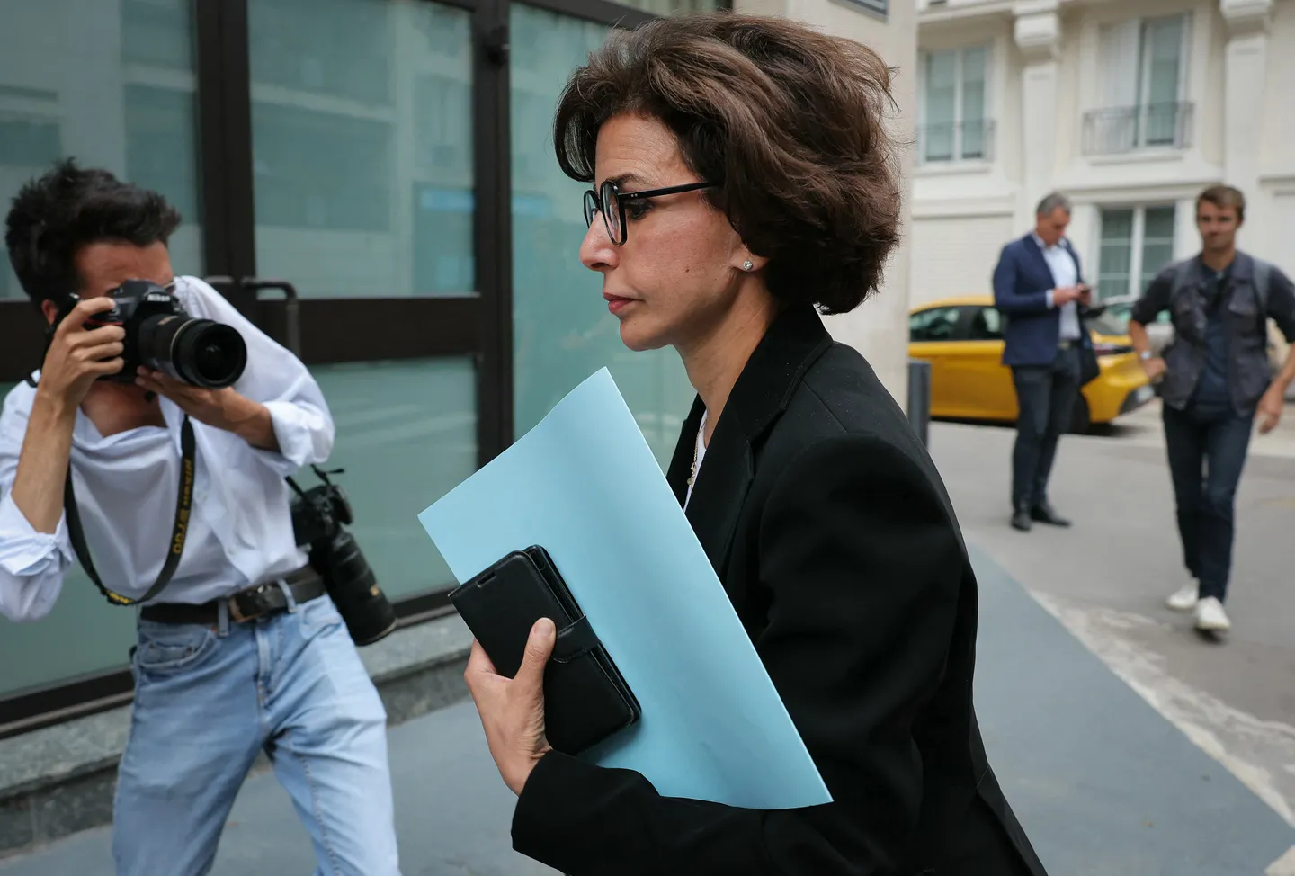 Bisbilles au sein des Républicains de Paris, Rachida Dati face à Michel Barnier