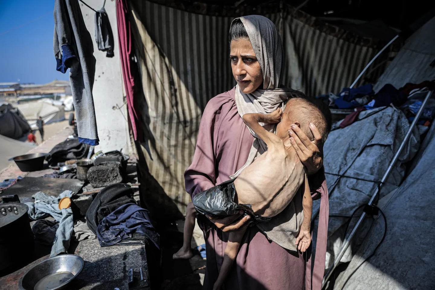 Sin leche ni alimentos, el bloqueo de Israel deja a 40.000 bebés de Gaza en la cuna de la muerte