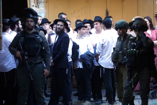 الضفة.. استشهاد فلسطينيين اثنين برصاص مستوطنين و200 حالة اعتقال خلال رمضان