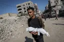 Hamas says Netanyahu sacrificing captives; Jordan official vows Arabs won't clean Israeli PM's mess