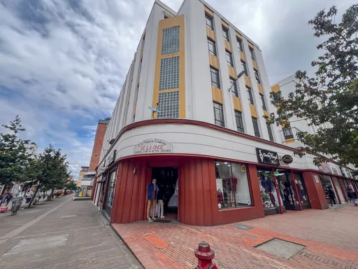 La odisea de Alí Nofal: de sobrevivir a una prisión israelí a tener su tienda de ropa en Colombia