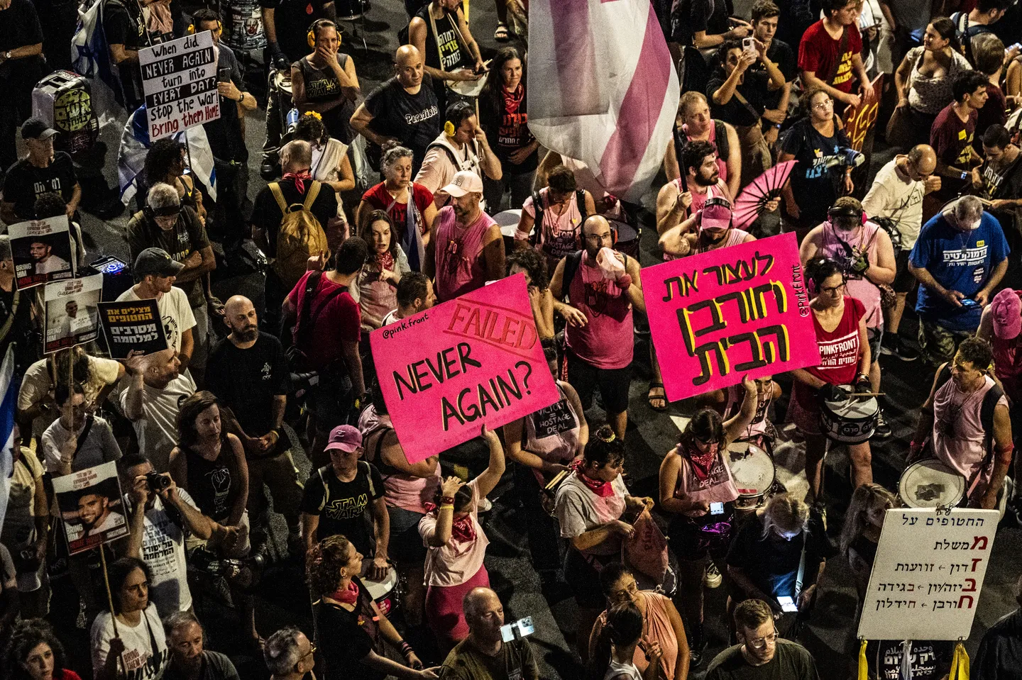 Israel erupts as thousands protest Netanyahu's Gaza reoccupation plan, demanding truce deal 'now'