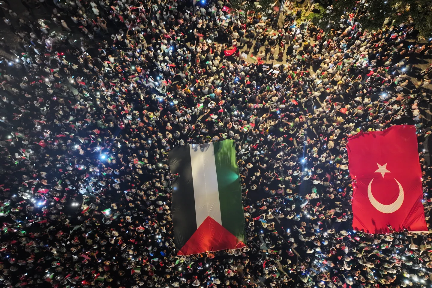 Istanbul: Zehntausende protestieren gegen Israels Völkermord in Gaza