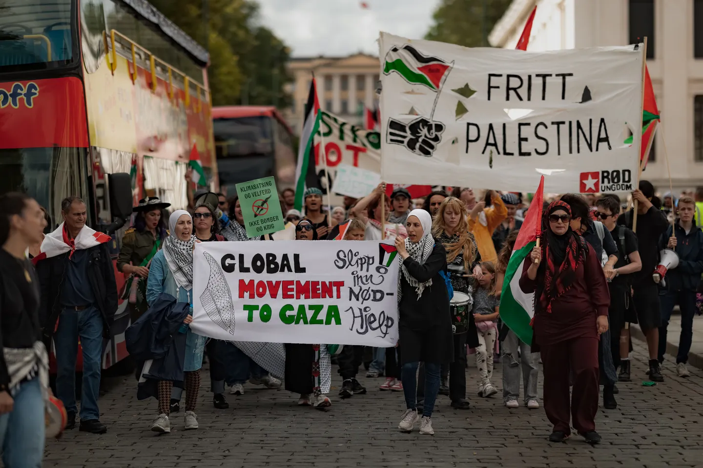 Des centaines de milliers de personnes se rassemblent à travers le monde en soutien à Gaza