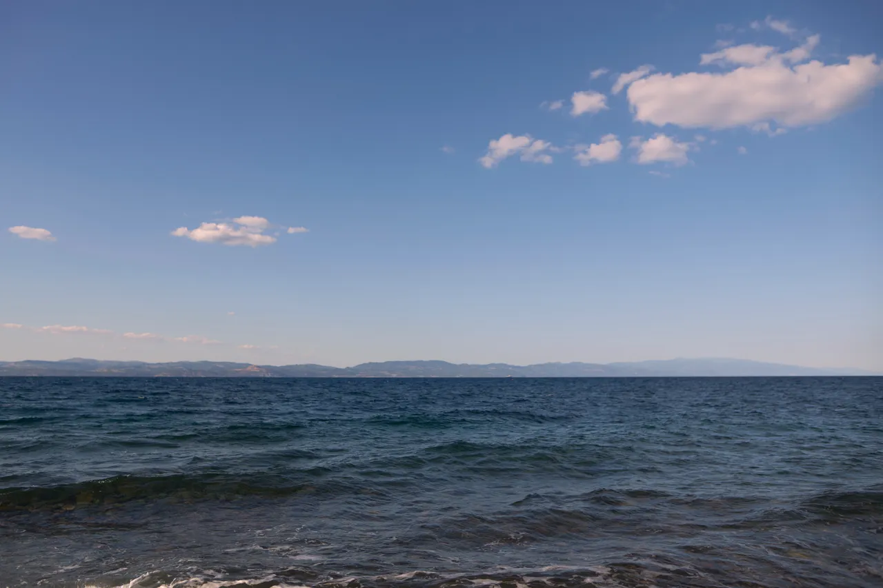 Egeý deňzindäki gämi heläkçiliginde 14 adam ýogaldy