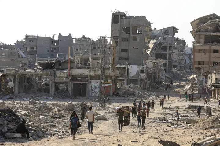 British MPs push Starmer to expel Israeli envoy, impose arms ban over Gaza war