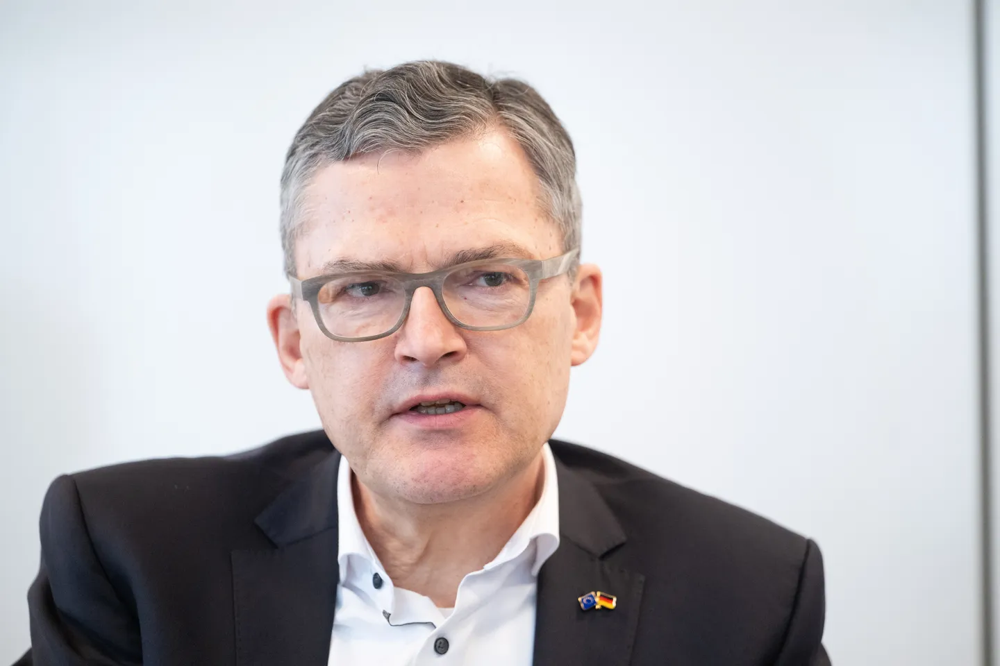 CDU-Politiker kritisiert Wadephuls Vorbehalte gegen BW-Beteiligung in Ukraine