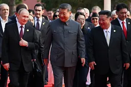 Xi welcomes world leaders in Beijing at China's largest military parade