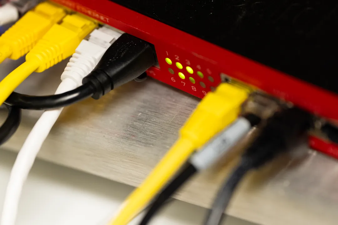 Taliban Əfqanıstan miqyasında interneti kəsib