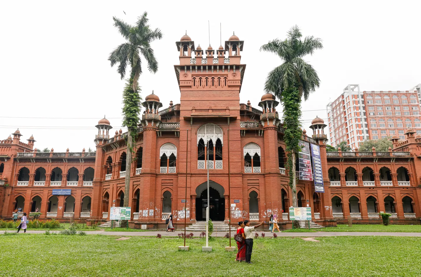 Bangladesh students vote in key Dhaka University union polls