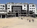Médicos del mayor hospital de Ciudad de Gaza se resisten a evacuar: “Nos quedamos con los pacientes”