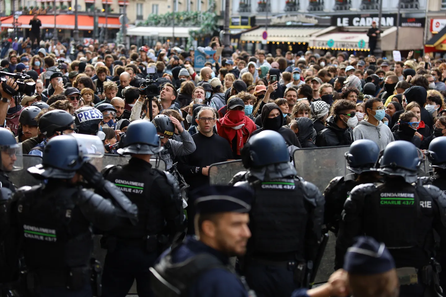 Skoro 200 uhapšenih u Francuskoj tokom protesta "Blokiraj sve"