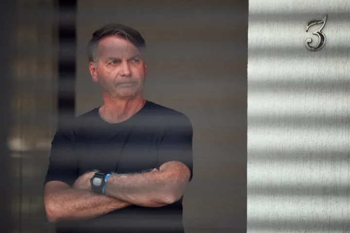 Brazil's Supreme Court convicts Bolsonaro of plotting coup, sentencing him to 27 years in jail