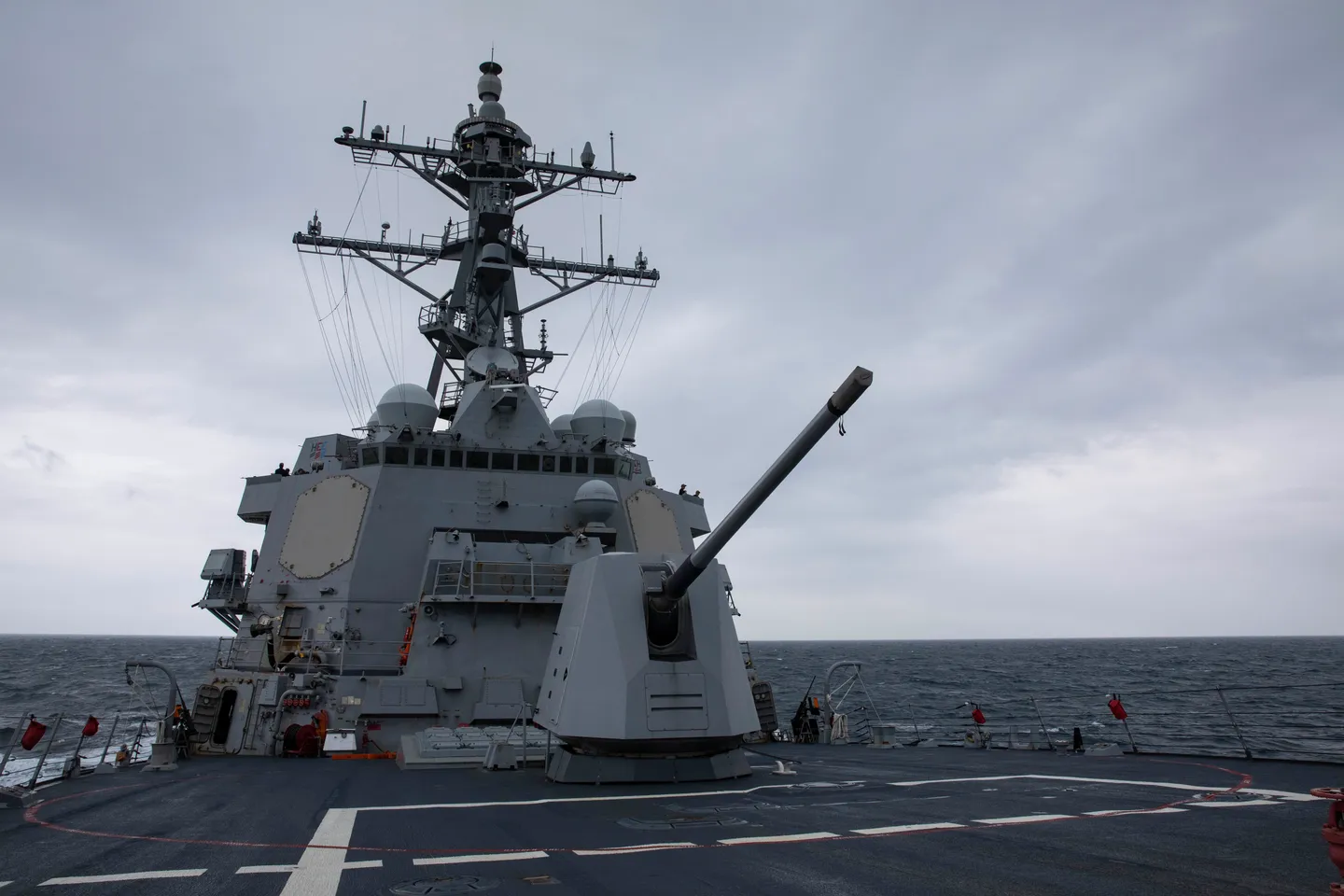 Taiwanstraße: China kritisiert Durchfahrt von Schiffen der USA und Großbritanniens