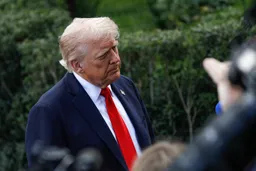 Trump urges NATO members to halt Russian oil purchases, vows 50–100% tariffs on China
