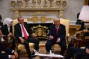 Trump et Erdogan s'engagent à resserrer leurs liens et envisagent des ventes d'avions de chasse