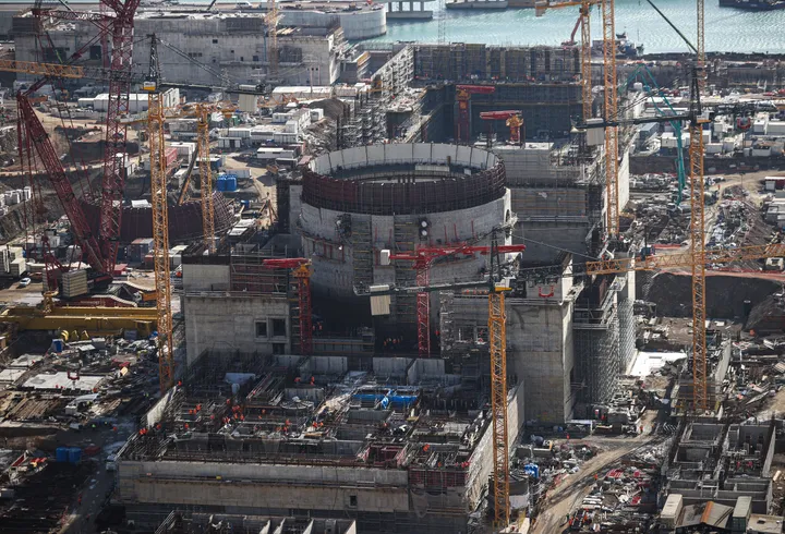 تركيا.. تشغيل المفاعل الأول بمحطة "آق قويو" النووية عام 2026