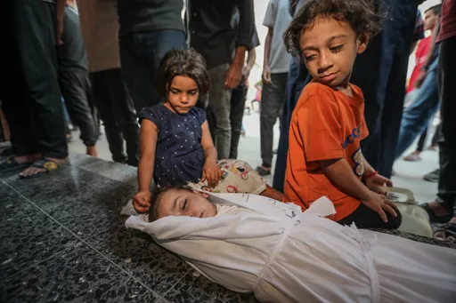 Gaza: les négociateurs se réunissent au Caire, Israël tue 71 Palestiniens en un jour