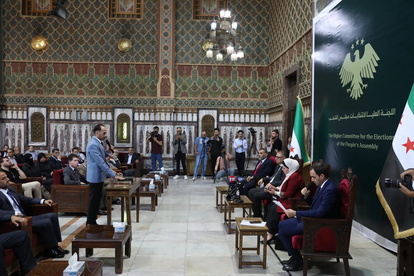 Les électeurs syriens votent au suffrage indirect pour le premier parlement post-Al Assad