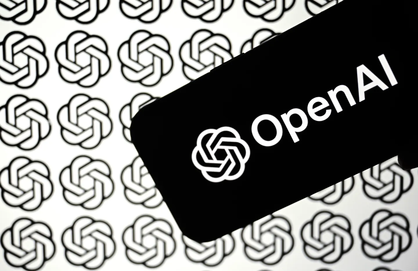 OpenAI pesan chip AMD dalam kesepakatan bernilai puluhan miliar dolar