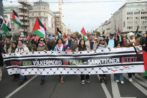 Hiljade ljudi okupilo se u Beču za Gazu, pozvali Austriju da sankcioniše Izrael