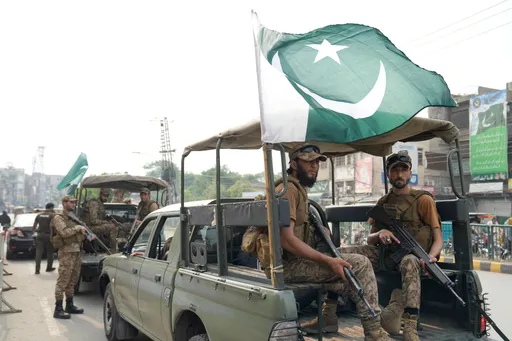 Pakistani troops on alert after deadly Afghanistan border clashes