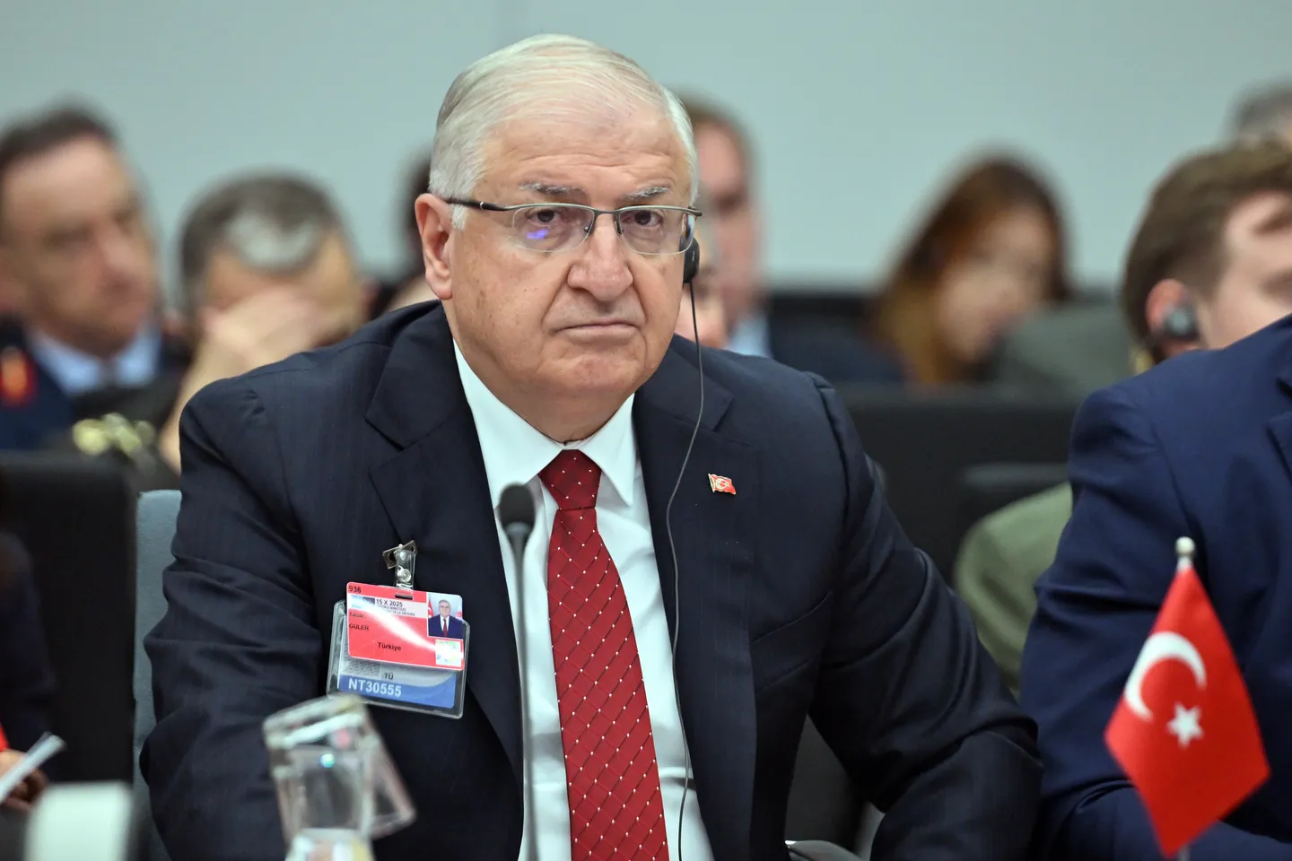 トルコ国防相、ブリュッセルでNATO同僚と会談