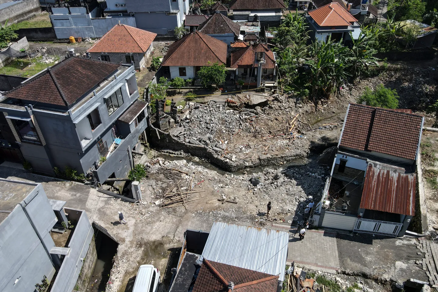 Bencana banjir di Bali akibat pembangunan berlebihan dan pengelolaan limbah