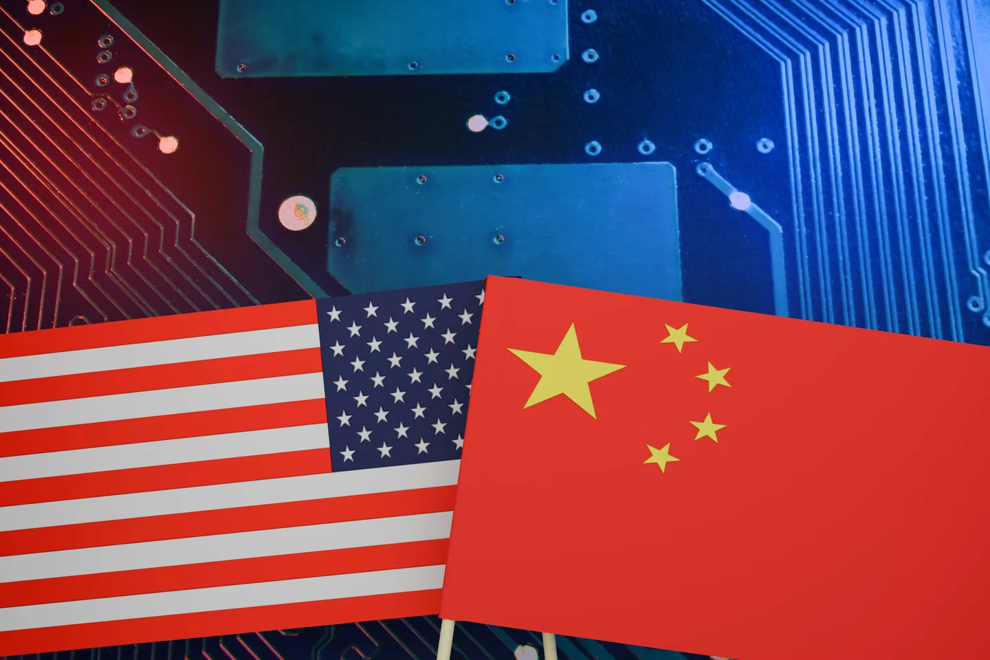 EE.UU. vs. China: la guerra tecnológica del siglo XXI y la disputa por el liderazgo mundial