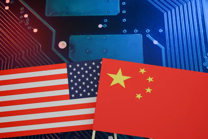 EE.UU. vs. China: la guerra tecnológica del siglo XXI y la disputa por el liderazgo mundial