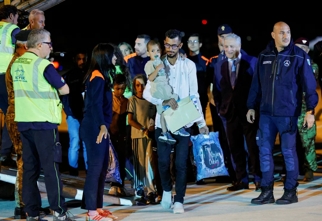 دۇنيا سەھىيە تەشكىلاتى غەززەدىن 41 كىسەللىكى ئېغىر بىمارنى داۋالىنىش ئۈچۈن يۆتكىدى