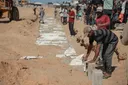 ارتفاع حصيلة الشهداء في غزة مع تواصل الخروقات ومنع الاحتلال الإسرائيلي إدخال الإمدادات الحيوية