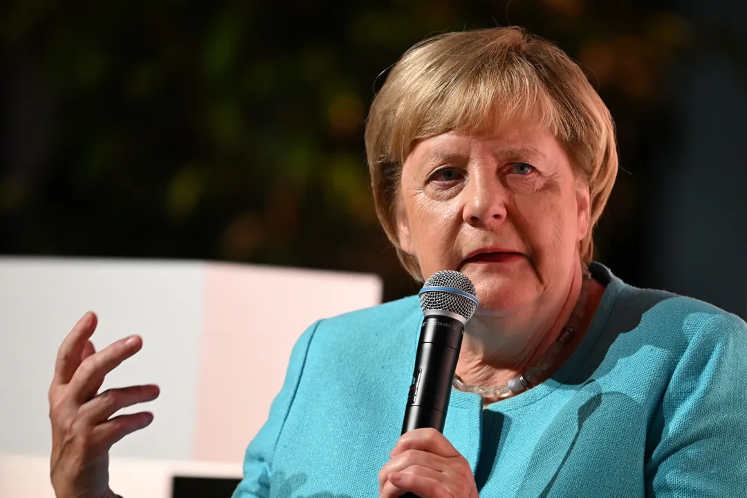 „Stadtbild“-Debatte: Merkel mahnt „Maß und Mitte“ an