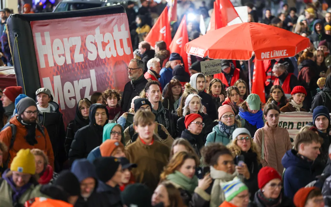 Hunderte demonstrieren in Leipzig gegen „Stadtbild“-Aussage