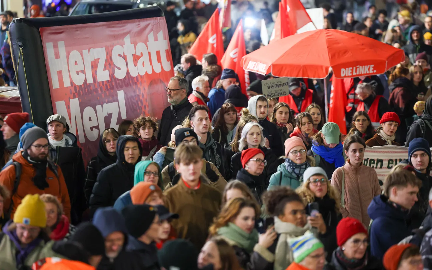 Hunderte demonstrieren in Leipzig gegen „Stadtbild“-Aussage