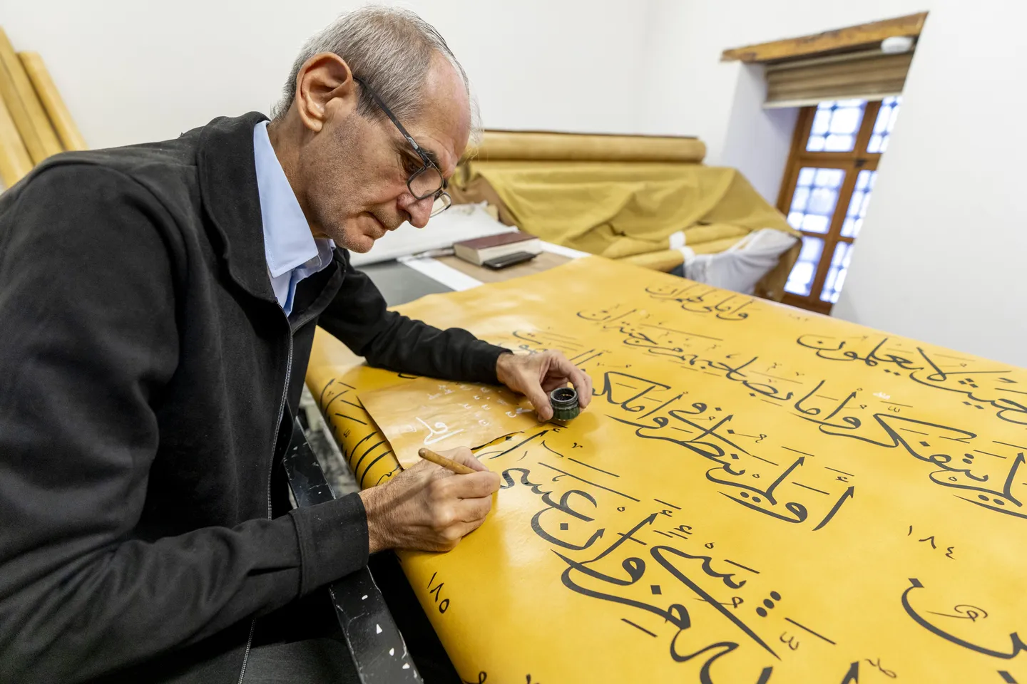 Kurani më i madh në botë i shkruar me dorë përfundon në Stamboll