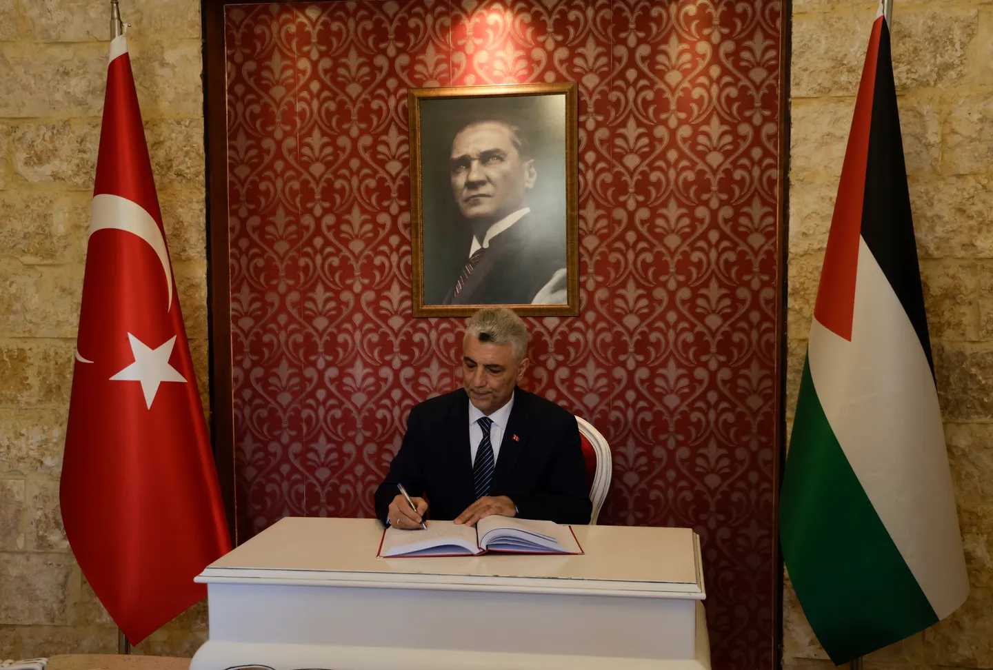 Ministri turk i Tregtisë: Korridori tranzit Türkiye-Siri do të hapet vitin e ardhshëm